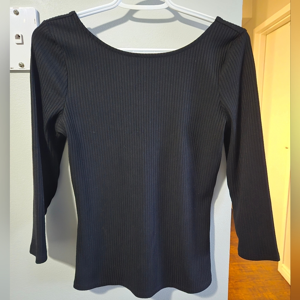 Guess top